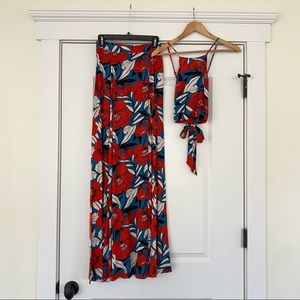 Lulu’s Matching Skirt and Crop Top Set size XS